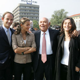 Da sinistra, Paolo, Giulia, salvatore e Jonella Ligresti (Agf)