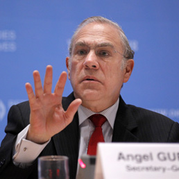 Il segretario generale dell'Ocse, Angel Gurria (Afp)