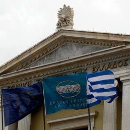 Atene salvata (per ora) ma le banche sono al collasso