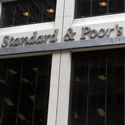 Fitch, Standard & Poor's, Moody's: le "tre sorelle" che danno i voti a un portafoglio titoli da 30 mila miliardi di dollari