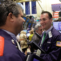 Wall Street, nuovo record dopo Bernanke. Bene Milano (+2,28%) - Google e Microsoft deludono le attese