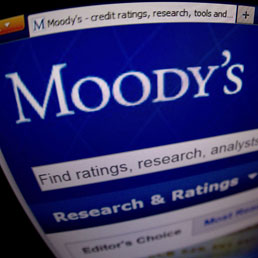 Moody's abbassa il giudizio di 114 banche europee