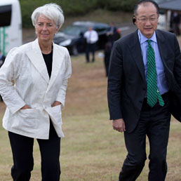 Christine Lagarde direttore Fmi e Jim Young Kim, presidente World Bank (Afp)