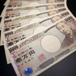 Finalmente! Gli investitori giapponesi comprano bond esteri