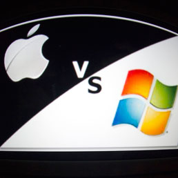 Apple contro Microsoft: storia di due giganti della tecnologia