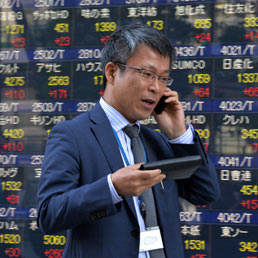 Tokyo, balza la Borsa (+ 3%) sullo yen debole