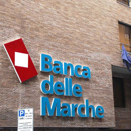 Banca Marche, la ricca buonuscita di Bianconi e un danno da 2 miliardi