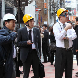 «I palazzi oscillavano come canne al vento». Il racconto dell'inviato del Sole a Tokyo