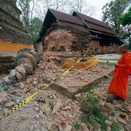 Il terremoto colpisce anche il traingolo d'oro in Birmania