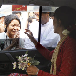 Birmania, San Suu Kyi (Epa)