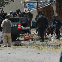 Attentato kamikaze a Kabul, sei morti