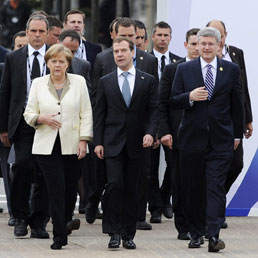 G8: la ripresa globale acquista vigore, ma contro la crescita permane il rischio prezzi (Reuters)