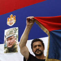 Manifestazioni a favore di Mladic (Reuters)