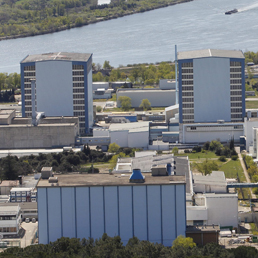 La centrale nucleare di Marcoule,  stata la prima centrale nucleare francese