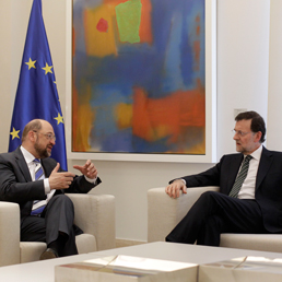 Il Presidente del Parlamento Europeo Martin Schulz a colloquio col primo ministro spagnolo Mariano Rajoy (Ap)