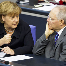 Angela Merkel e Wolfgang Schaeuble (LaPresse)