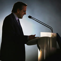 Grecia, appello di Samaras: «Senza nuovi aiuti sarà bancarotta. Liquidità fino a novembre, poi la cassa è vuota» (Reuters)