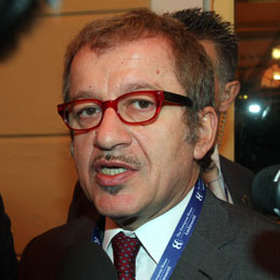 Maroni: è una buona notizia, ma sale il rischio terrorismo