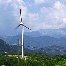 A Tocco da Casauria, in Abruzzo, l'energia del vento mette a posto il bilancio comunale