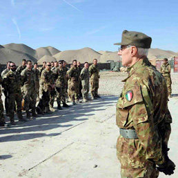 Gli italiani continuano il ritiro mentre il Pentagono dubita delle capacità dell'esercito afghano