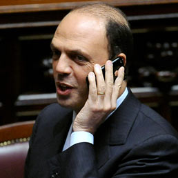 Angelino Alfano ha annunciato ieri il Consiglio dei ministri straordinario per varare la riforma della giustizia che si terr gioved 10 marzo (Ansa)