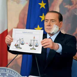 Berlusconi difende la riforma della giustizia: i pm cittadini come gli altri, se sbagliano devono pagare