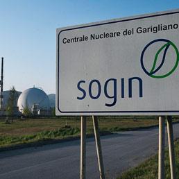 Sessa Aurunca (CE), ex centrale nucleare del Garigliano. Aprile 2010 ( Giulio Piscitelli / Emblema)