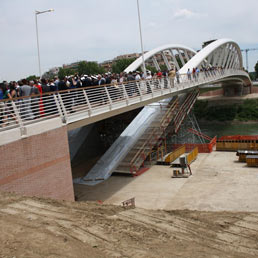 Arriva a Roma il Ponte della Musica, un arco di 190 metri sul Tevere