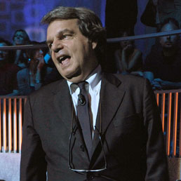 Scontro Brunetta-precari. Orlando (Idv): «Non è un ministro all'altezza»