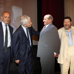 Meno male che Silvio (non) c'è