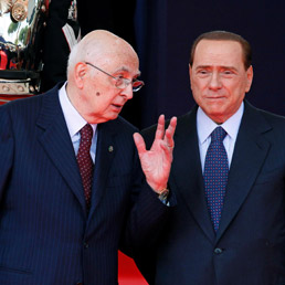 Giorgio Napolitano e Silvio Berlusconi (Ansa)