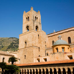 L'esterno dell'Abbazia di Monreale (Tips)