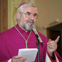 Monsignor Giancarlo Bregantini, capo-commissione Cei per il Lavoro (Ansa)