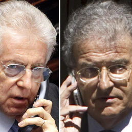 Obama loda i «piccoli passi concreti» di Monti, ma il premier non c'è: è al telefono con Cicchitto (Ansa)