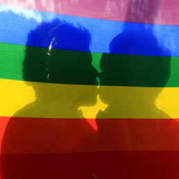 http://i.res.24o.it/images2010/SoleOnLine5/_Immagini/Notizie/Italia/2012/05/Glbt-epa-258.jpg?uuid=1cc00286-a107-11e1-a864-148c77b5414c