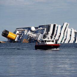 Concordia: 90% di possibilit che la rotazione funzioni - Video - Foto - Gabrielli: relitto via entro primavera