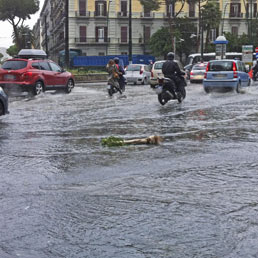 Maltempo, si fa sul serio, Protezione civile in campo. Luned allarme meteo a Roma: arriva Cleopatra (Ansa)