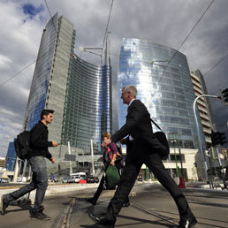 Milano, i grattacieli di Porta Garibaldi (Fotogramma)