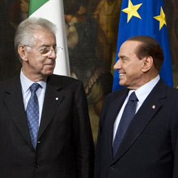 Mario Monti e Silvio Berlusconi (Ansa)