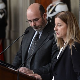 Vito Crimi e Roberta Lombardi (Afp)