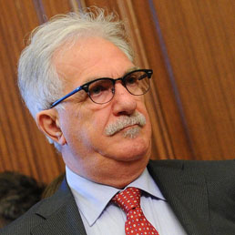 Il segretario generale della Cisl, Raffaele Bonanni (Ansa)