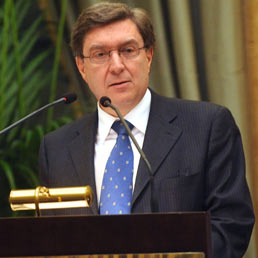 Giovannini: impegno di tutti per creare lavoro o il peso dei «neet» ci affonderà