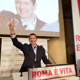 Marino, dietro la vittoria dell'ex chirurgo genovese, paladino dei diritti civili, c'è l'asse Zingaretti-GasbarraDietro la vittoria di Marino, paladino dei diritti civili, c'è l'asse Zingaretti-GasbarraMarino, dietro la vittoria dell'ex chirurgo genovese, paladino dei diritti civili, c'è l'asse Zingaretti-GasbarraMarino, dietro la vittoria dell'ex chirurgo genovese, paladino dei diritti civili, c'è l'asse Zingaretti-GasbarraMarino, dietro la vittoria dell'ex chirurgo genovese, paladino dei diritti civili, c'è l'asse Zingaretti-GasbarraMarino, dietro la vittoria dell'ex chirurgo genovese, paladino dei diritti civili, c'è l'asse Zingaretti-Gasbarra