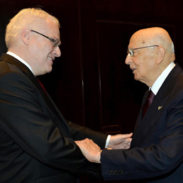 Il presidente della Repubblica Giorgio Napolitano con il presidente della Repubblica di Croazia Ivo Josipovic (Ansa)