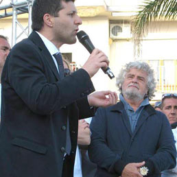 Beppe Grillo con Federico Piccitto (Ansa)