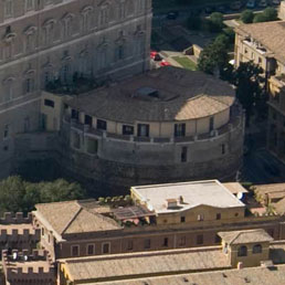 Migliora il bilancio del Vaticano che chiude il 2012 con un utile di 2,1 milioni.