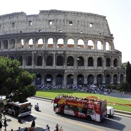 A Roma i Fori Imperiali diventano pedonali. Da agosto stop al traffico - Sei d'accordo?