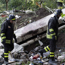 Tre indagati per le 39 vittime del pullman giù dal viadotto