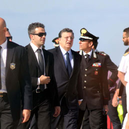 Barroso a Lampedusa (Ansa)