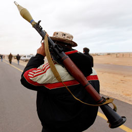 Ancora bombe, Gheddafi disposto a lasciare in cambio di un salvacondotto (AP)
